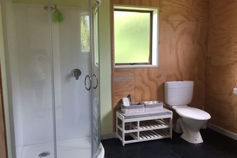 Photo of property in 10 East Road, Shannon, 4821