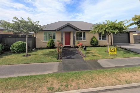 Photo of property in 6 Somerville Crescent, Aidanfield, Christchurch, 8025