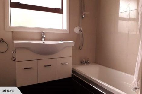 Photo of property in 101 Kendal Avenue, Burnside, Christchurch, 8053