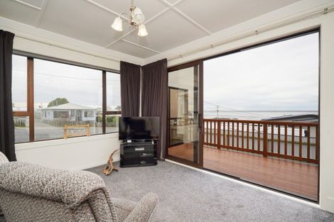 Photo of property in 12 Walker Street, Bluff, 9814