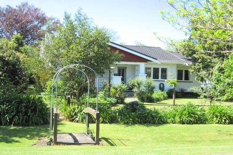Photo of property in 1 Haronga Road, Inner Kaiti, Gisborne, 4010