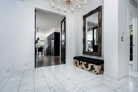 Photo of property in 1 Arthur Crescent, Hauraki, Auckland, 0622