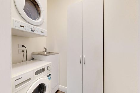 Photo of property in 10 Hornsey Road, Melrose, Wellington, 6023