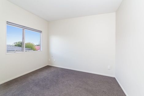 Photo of property in 17/45a Swanson Road, Henderson, Auckland, 0610