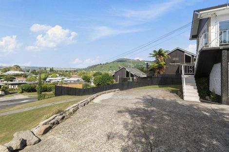 Photo of property in 90 Kawaha Point Road, Kawaha Point, Rotorua, 3010