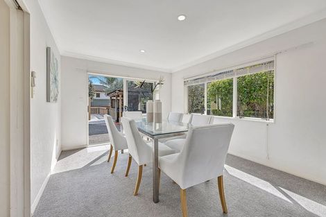 Photo of property in 43 Lansell Drive, East Tamaki Heights, Auckland, 2016