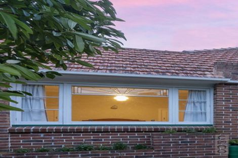 Photo of property in 16 Karaka Street, Helensville, 0800