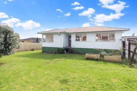 Photo of property in 2/26a Boundary Road, Clover Park, Auckland, 2019