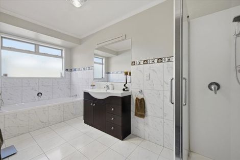 Photo of property in 619 Gloucester Road, Papamoa Beach, Papamoa, 3118