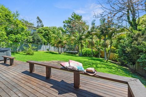 Photo of property in 860 Beach Road, Waiake, Auckland, 0630