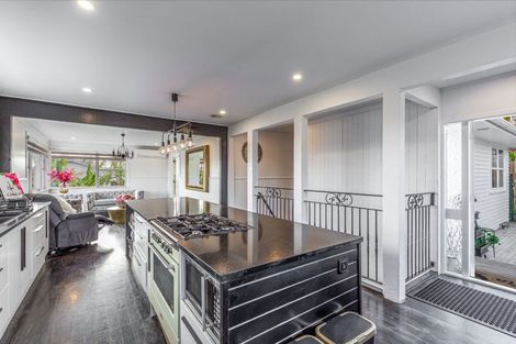 Photo of property in 3 Springhill Lane, Sunnyvale, Auckland, 0612