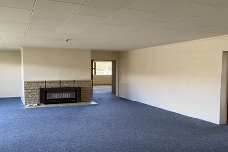 Photo of property in 1/82 John F Kennedy Drive, Milson, Palmerston North, 4414