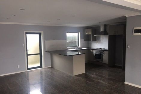 Photo of property in 20 Henwood Road, Mangere East, Auckland, 2024