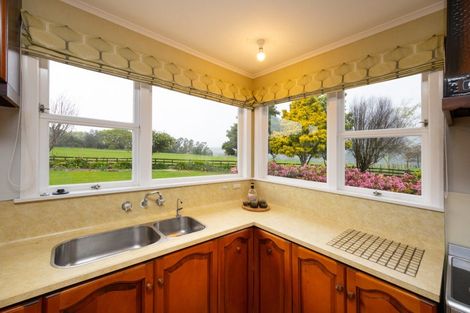 Photo of property in 698 Pohangina Road, Ashhurst, 4884