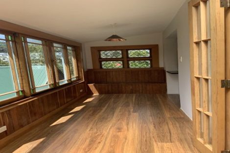 Photo of property in 4 Batham Drive, Mount Victoria, Wellington, 6011