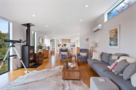 Photo of property in 110 Mount Pleasant Road, Mount Pleasant, Christchurch, 8081