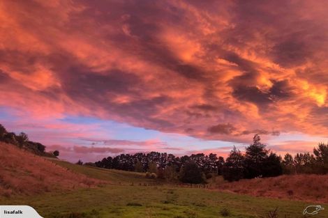 Photo of property in 117j Lees Pakaraka Road, Te Ore Ore, Masterton, 5886