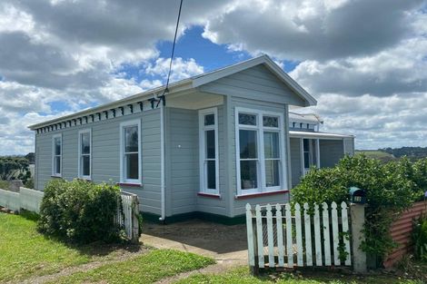 Photo of property in 20 Cambridge Street, Patea, 4520