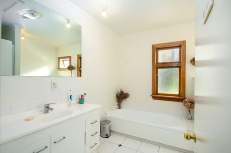 Photo of property in 16 Mclauchlan Street, Springlands, Blenheim, 7201