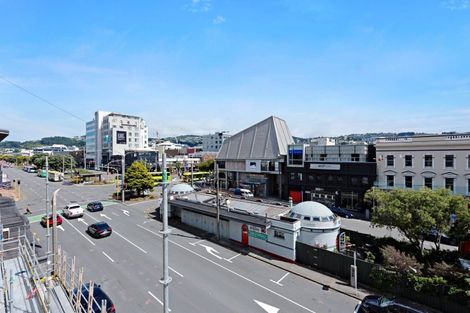 Photo of property in 4c/5 Kent Terrace, Mount Victoria, Wellington, 6011