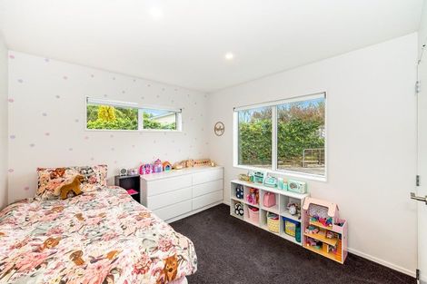 Photo of property in 5 Sharda Grove, Paraparaumu Beach, Paraparaumu, 5032