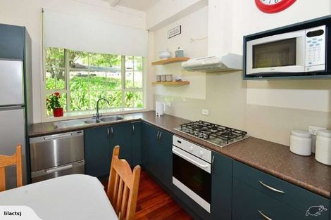 Photo of property in 909 Upper Waiwera Road, Tahekeroa, Silverdale, 0994