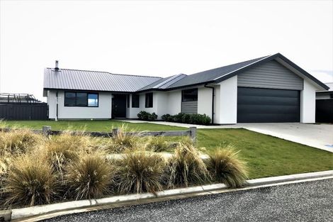 Photo of property in 25 Stowell Drive, Cromwell, 9310