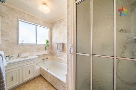 Photo of property in 48 Kings Crescent, Hutt Central, Lower Hutt, 5010