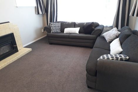 Photo of property in 32 Atmore Avenue, Otaki, 5512