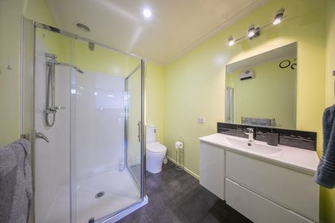 Photo of property in 25 Motu-au Close, Manapouri, 9679