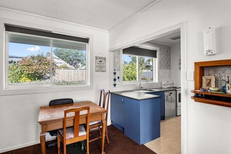 Photo of property in 15 Barrett Street, Westown, New Plymouth, 4310
