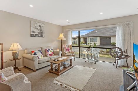 Photo of property in Georgia Estate, 41/3 Georgia Grove, Paraparaumu, 5032