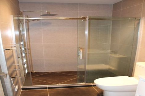 Photo of property in 17 Grove Way, Riverhead, 0820