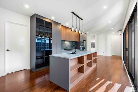 Photo of property in 29 Cara Avenue, Kumeu, 0810