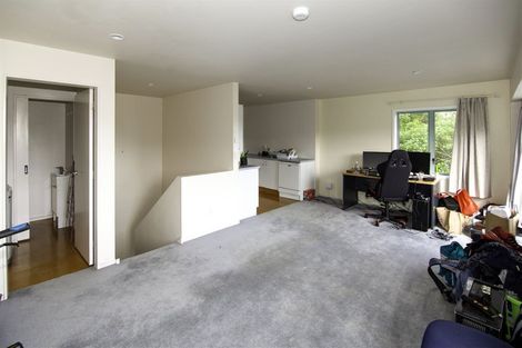 Photo of property in 4/93a Kelburn Parade, Kelburn, Wellington, 6012