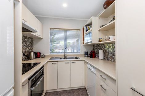 Photo of property in 11a Central Park Drive, Te Atatu South, Auckland, 0610