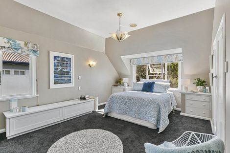 Photo of property in 130 Karori Road, Karori, Wellington, 6012