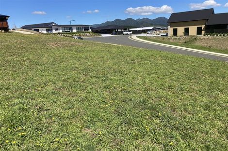 Photo of property in 140 Te Tutu Street, Whangamata, 3691