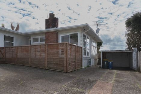 Photo of property in 22 Sycamore Drive, Sunnynook, Auckland, 0620