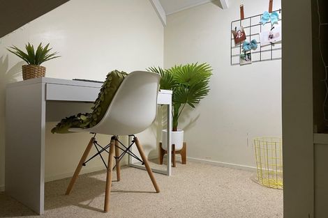 Photo of property in 1/22 Rangatira Road, Birkenhead, Auckland, 0626