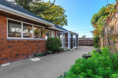 Photo of property in 2a Twelfth Avenue, Tauranga South, Tauranga, 3112