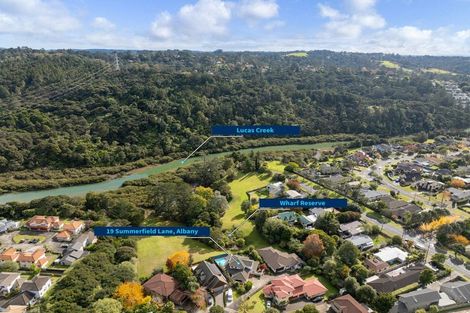 Photo of property in 19 Summerfield Lane, Albany, Auckland, 0632