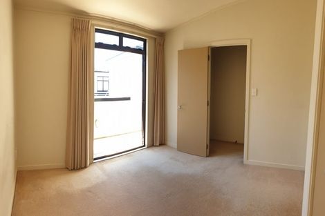 Photo of property in Mendosa Terraces Apartments, 23/9 Ebor Street, Te Aro, Wellington, 6011