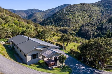 Photo of property in 91 Boar Bush Gully Road, Featherston, 5710