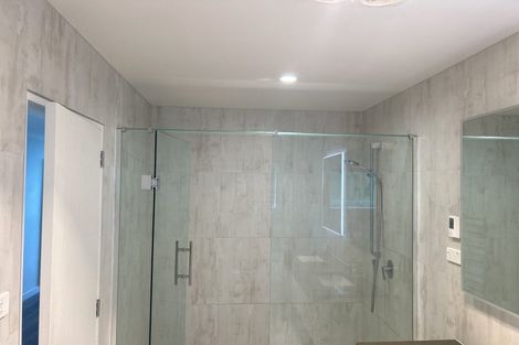 Photo of property in 50 Headland Drive, Long Bay, Auckland, 0630