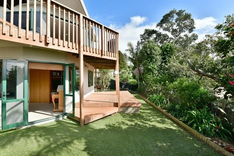 Photo of property in 2/603 Whangaparaoa Road, Stanmore Bay, Whangaparaoa, 0932