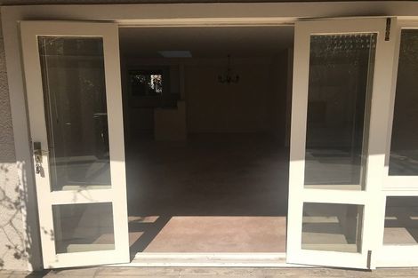 Photo of property in 2/11 Memorial Avenue, Ilam, Christchurch, 8053