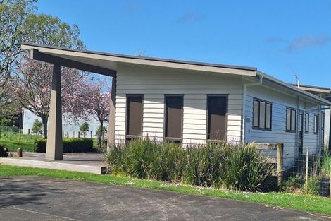 Photo of property in 8 Joyce Adams Place, Waimauku, 0883