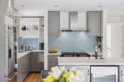 Photo of property in 289 Riverbank Road, Wanaka, 9382