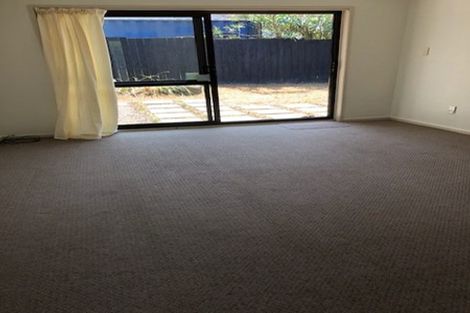 Photo of property in 1/636 Mount Wellington Highway, Mount Wellington, Auckland, 1062